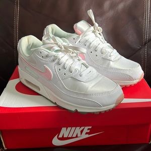 Nike Air Max 90 Women’s Sneakers White / Arctic Punch
